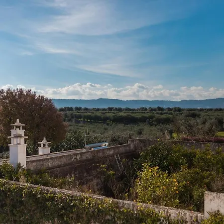 Villa Masseria Torre Abate Risi *