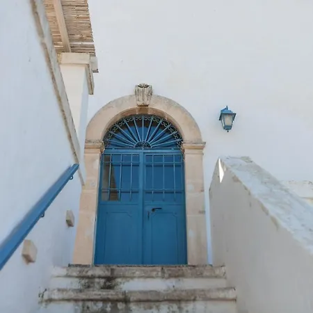 Masseria Torre Abate Risi *