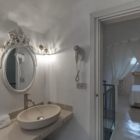 Villa Masseria Torre Abate Risi *